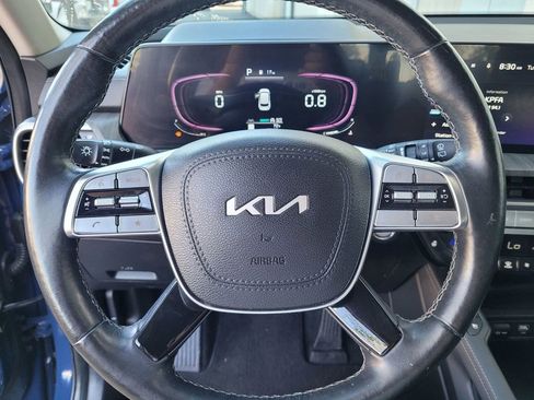 Used 2023 Kia Telluride EX w/ EX Captain's Chair Package AWD/4WD image 21