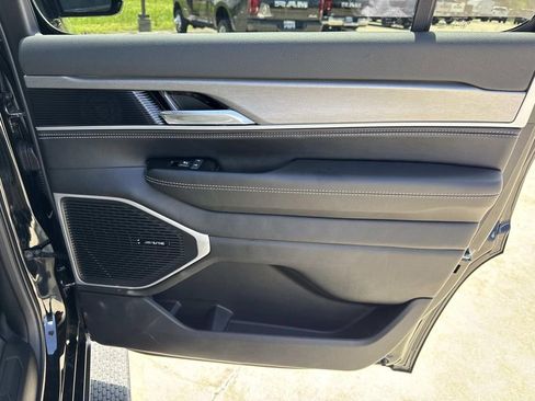 New 2026 Jeep Grand Wagoneer 4WD image 20