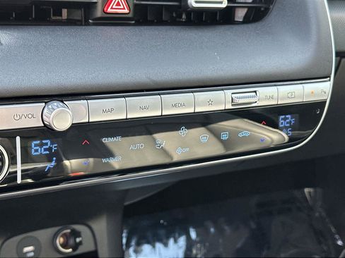 Used 2022 Hyundai Ioniq 5 Limited image 28