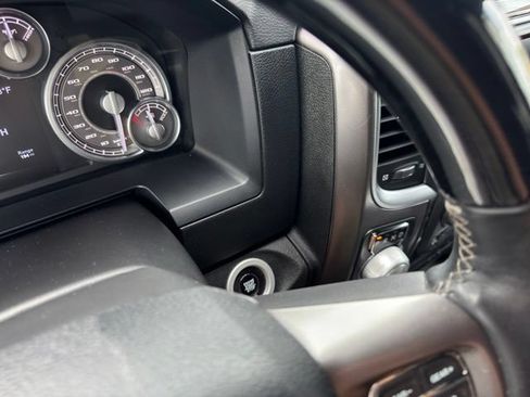 Used 2017 RAM 1500 Limited AWD/4WD image 33