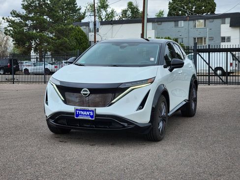Used 2024 Nissan Ariya AWD image 3