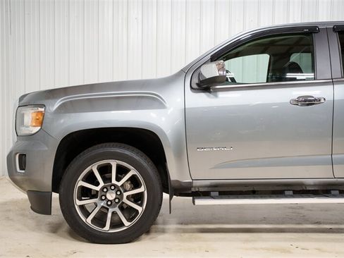 Used 2019 GMC Canyon Denali AWD/4WD image 3