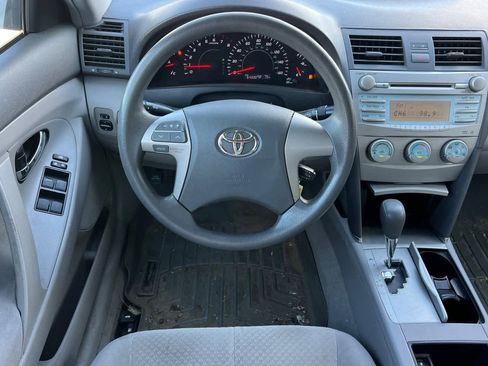 Used 2007 Toyota Camry LE image 14