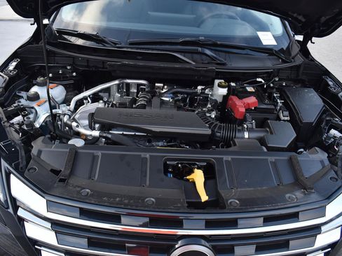 New 2026 Nissan Rogue Platinum image 21