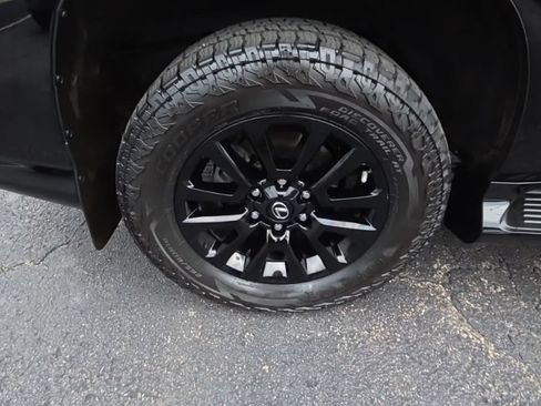 Used 2023 Lexus GX 460 w/ Black Line Special Edition AWD/4WD image 9