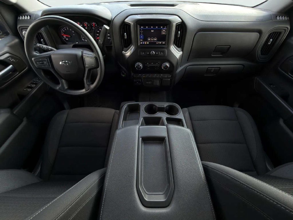 Used 2025 Chevrolet Silverado 1500 Custom Trail Boss AWD/4WD image 19