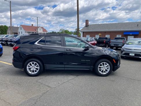Used 2024 Chevrolet Equinox LT AWD/4WD image 25