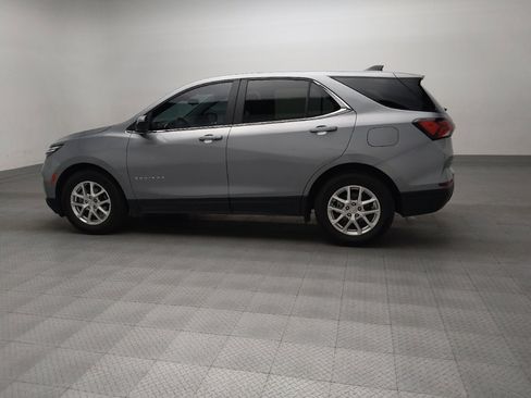 Used 2023 Chevrolet Equinox LT image 3