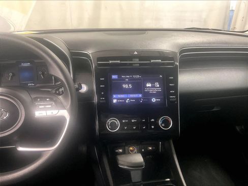 Certified 2023 Hyundai Tucson SEL image 18