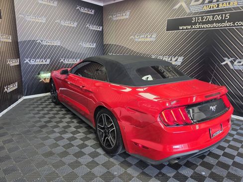 Used 2020 Ford Mustang Premium RWD image 12