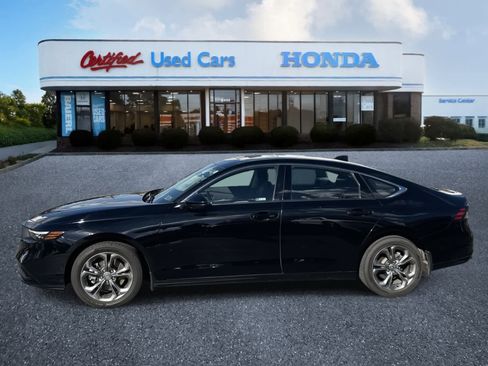 Used 2023 Honda Accord EX-L image 2