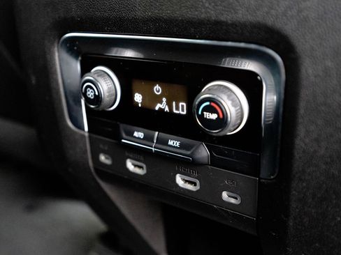 Certified 2023 Chevrolet Suburban RST AWD/4WD image 33