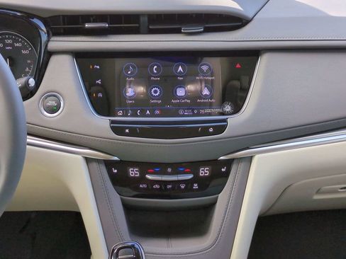 New 2026 Cadillac XT5 Premium Luxury image 17