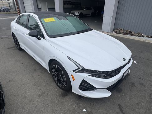 Used 2021 Kia K5 GT-Line w/ GT-Line FWD Premium Package image 4