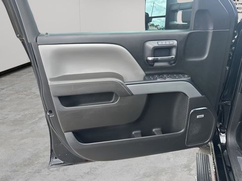 Used 2017 Chevrolet Silverado 1500 LTZ Z71 w/ LTZ Plus Package image 25