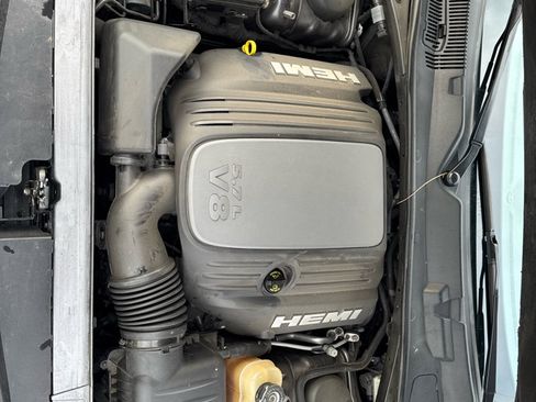 Used 2016 Dodge Challenger R/T Plus image 18