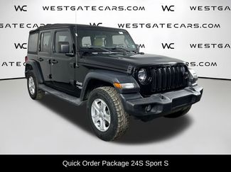 Used 2018 Jeep Wrangler Unlimited Sport S video 2