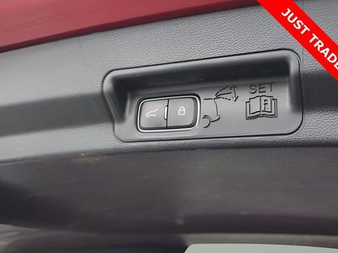 Used 2020 Ford Explorer ST w/ ST Street Pack image 19