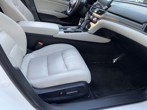 Used 2018 Honda Accord EX-L image 17