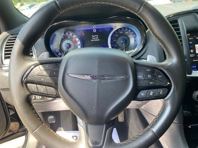 Used 2023 Chrysler 300 S w/ Comfort Group RWD image 11