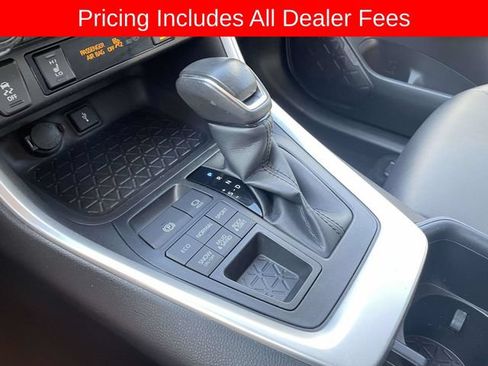 Used 2022 Toyota RAV4 XLE Premium AWD/4WD image 36