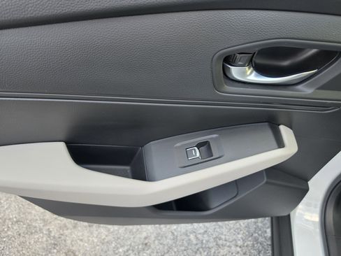 Certified 2023 Honda Accord EX image 10