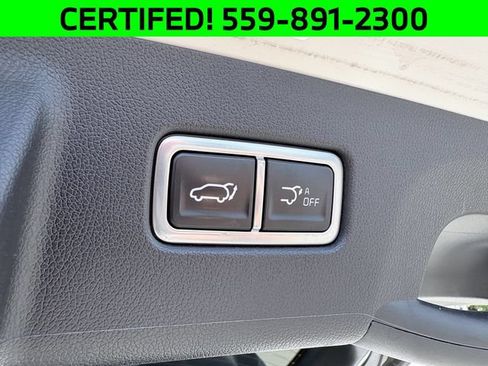 Certified 2025 Kia Sorento EX w/ Panoramic Sunroof Package FWD image 25