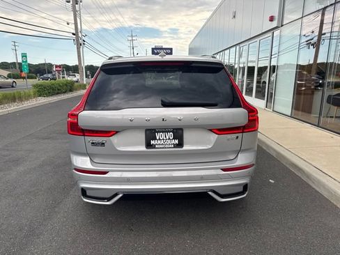 Used 2025 Volvo XC60 B5 Plus AWD/4WD image 4