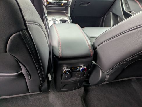 Certified 2024 Ford Explorer ST-Line w/ Class IV Trailer Tow Package image 33