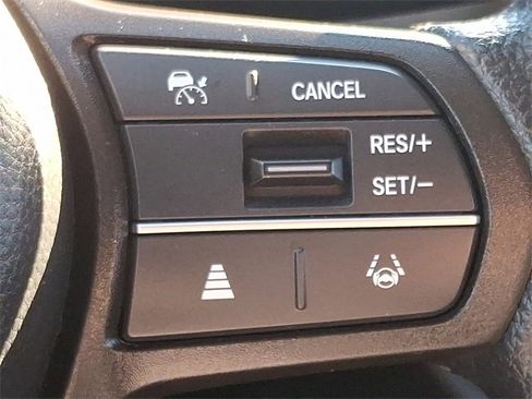 Used 2025 Honda HR-V LX image 20