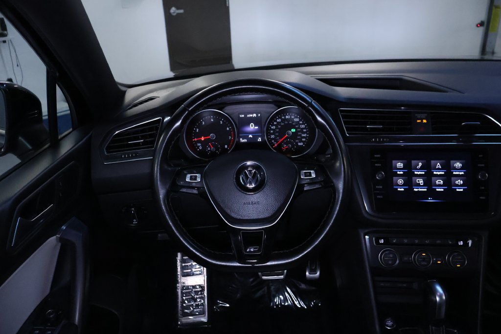 Used 2021 Volkswagen Tiguan SE R-Line AWD/4WD image 20