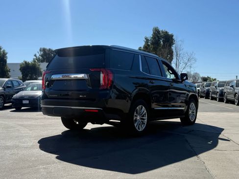 Used 2021 GMC Yukon SLT w/ SLT Premium Package image 2