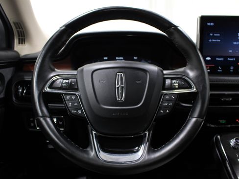 Used 2023 Lincoln Nautilus Reserve w/ Equipment Group 201A AWD/4WD image 11