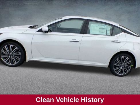 Used 2023 Nissan Altima 2.5 SL image 6