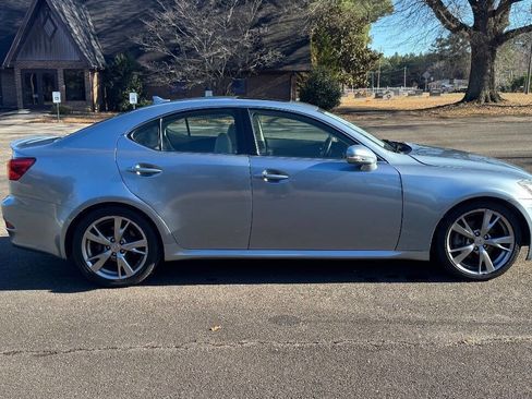 Used 2010 Lexus IS 250 image 9