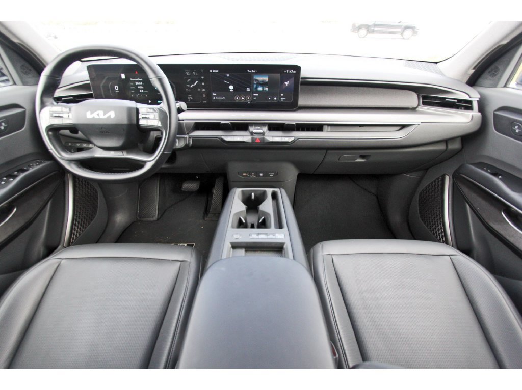 Used 2024 Kia EV9 Light Long Range RWD image 10