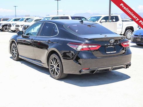 Used 2021 Toyota Camry SE FWD image 8