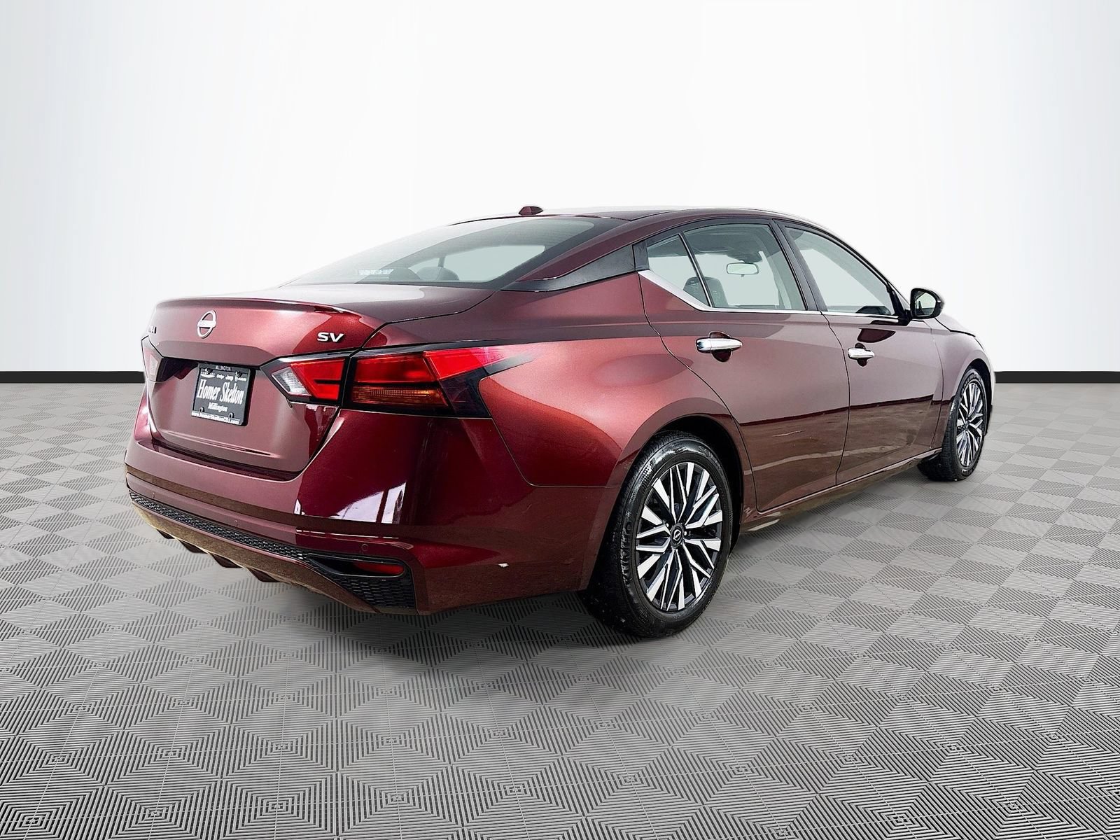 Used 2023 Nissan Altima 2.5 SV FWD image 7