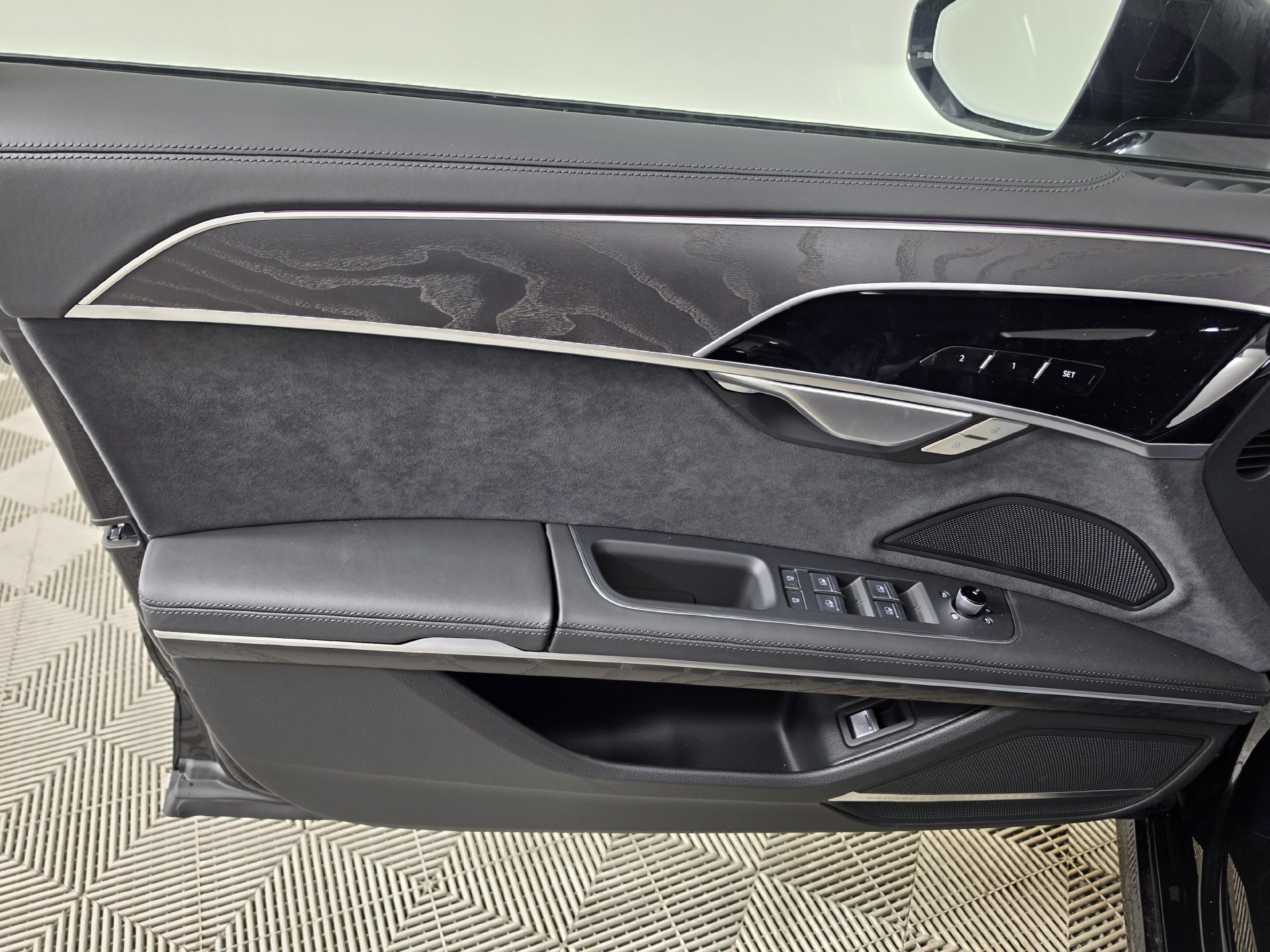 New 2027 Audi A8 L 3.0T AWD/4WD image 17