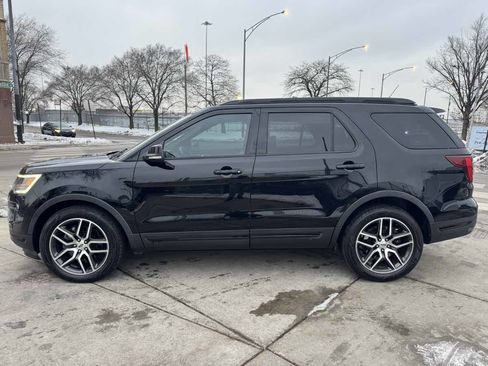 Used 2018 Ford Explorer Sport w/ Equipment Group 401A image 8