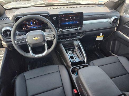 New 2026 Chevrolet Colorado LT w/ LT Convenience Package AWD/4WD image 7