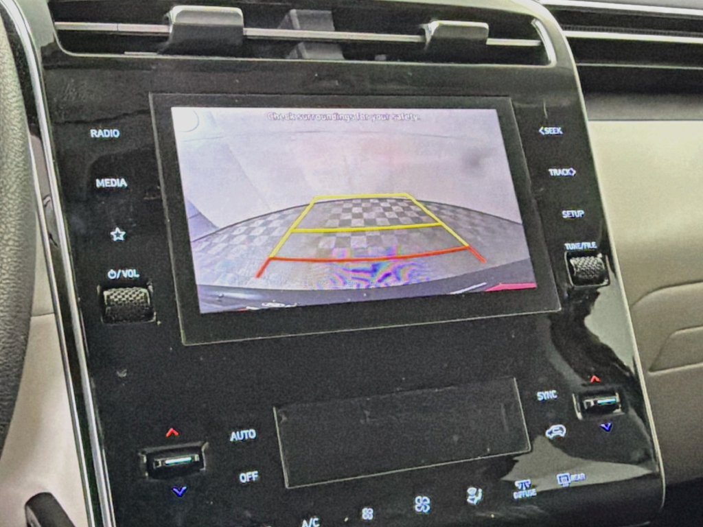 Used 2024 Hyundai Tucson SEL FWD image 18