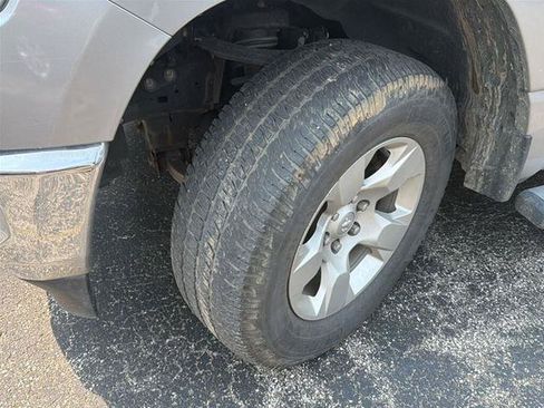 Used 2022 RAM 1500 Big Horn AWD/4WD image 2