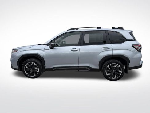 Certified 2025 Subaru Forester Limited AWD/4WD image 9