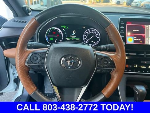 Used 2021 Toyota Avalon Limited w/ Advanced Safety Package FWD image 19