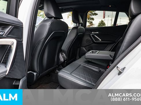 Used 2025 BMW X2 xDrive28i image 19