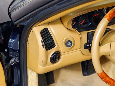 Used 2003 Porsche 911 GT3 RS image 81