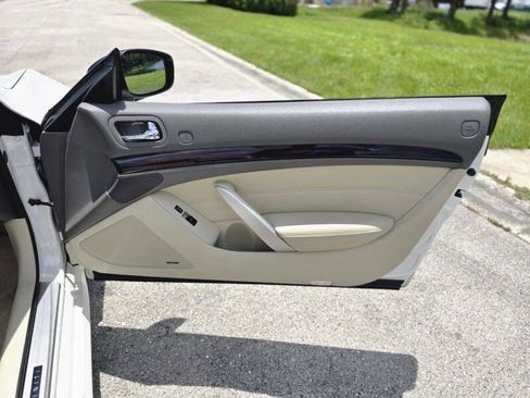 Used 2013 INFINITI G37 Sport w/ Premium Pkg image 25