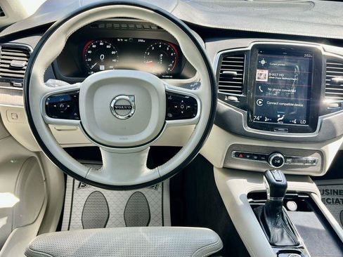 Used 2021 Volvo XC90 T6 Inscription AWD/4WD image 11