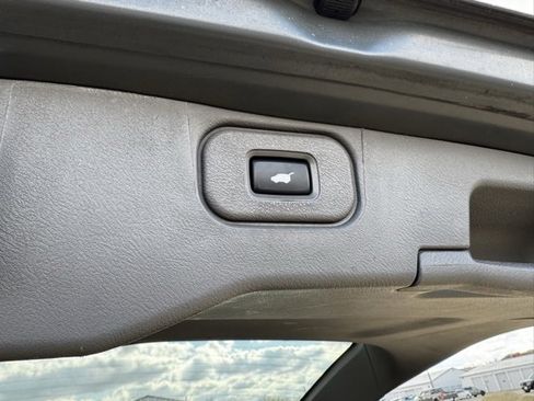 Used 2010 Honda Odyssey EX-L image 35